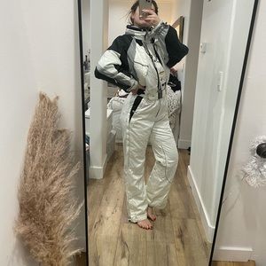 VINTAGE SKI SUIT